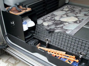 OneLevel step insert including shoe rack